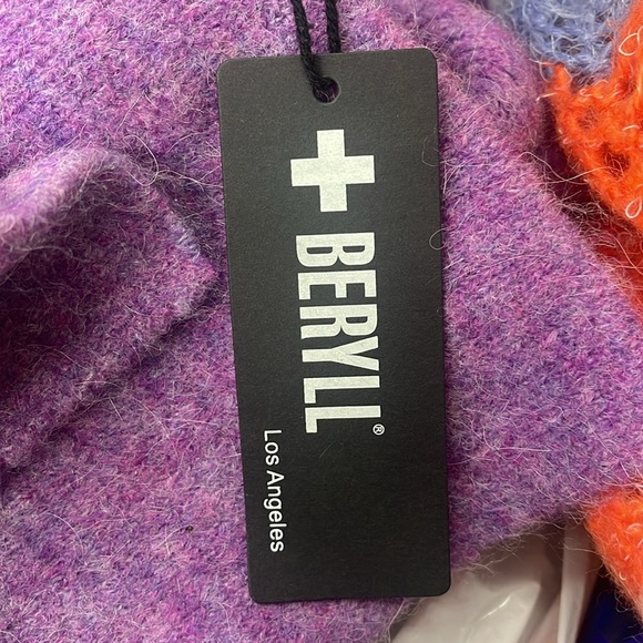 New +Beryll Cashmere Cardigan with Hood Vivian | Lilac - Picture 10 of 11